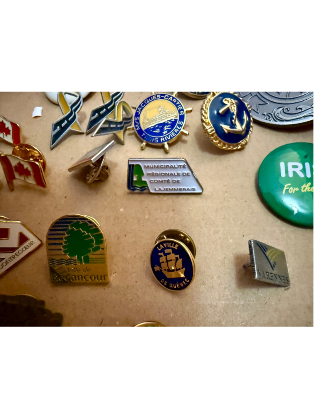 Almost 50 pc misc jewellery pins keychains rings pendants - Picture 6 of 16